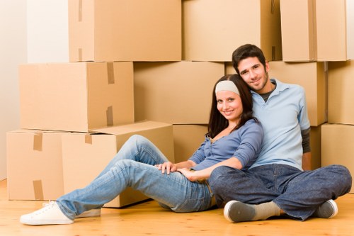 Organized mobile self storage solution in Neweltham for home or business